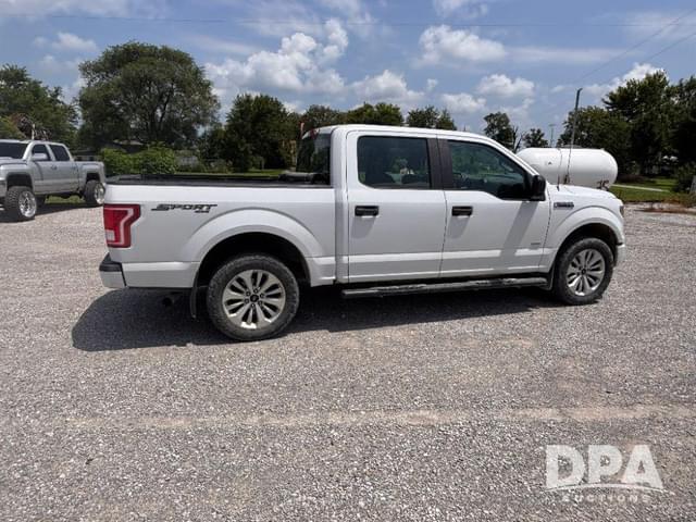 Image of Ford F-150 equipment image 3