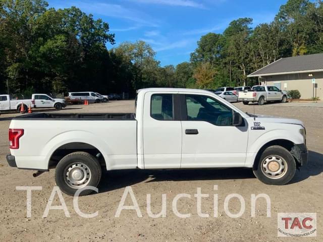 Image of Ford F-150 equipment image 4