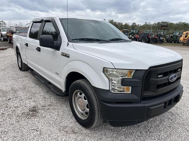 Image of Ford F-150 equipment image 3