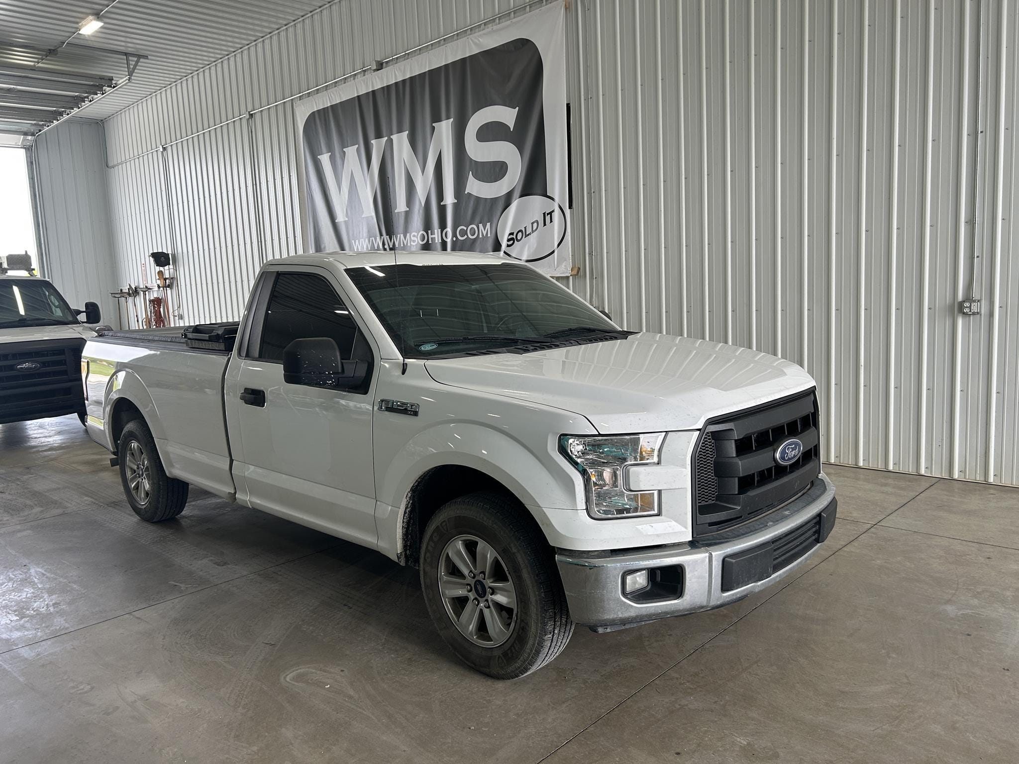 2016 Ford F-150 Equipment Image0