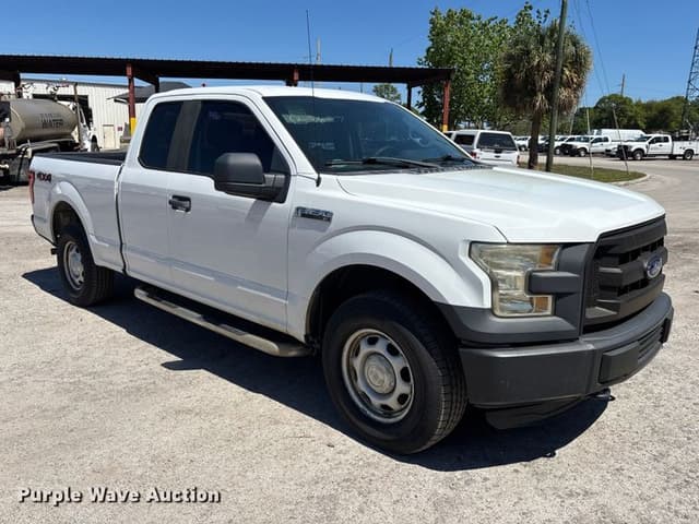 Image of Ford F-150 equipment image 2