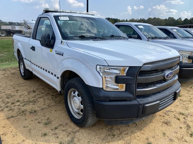 Image of Ford F-150 equipment image 3
