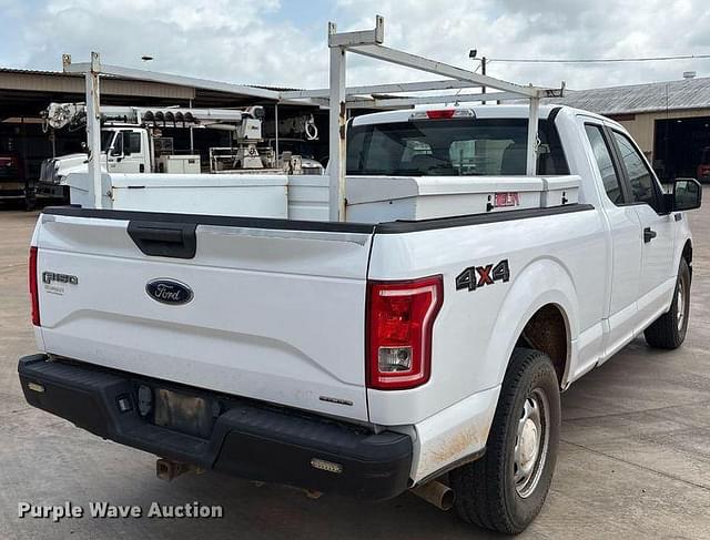 Image of Ford F-150 equipment image 4