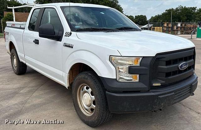 Image of Ford F-150 equipment image 2