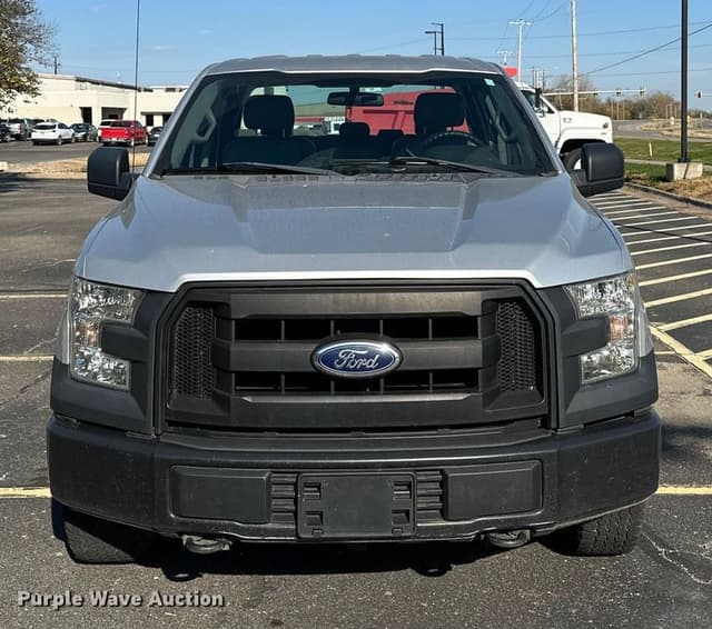 Image of Ford F-150 equipment image 1