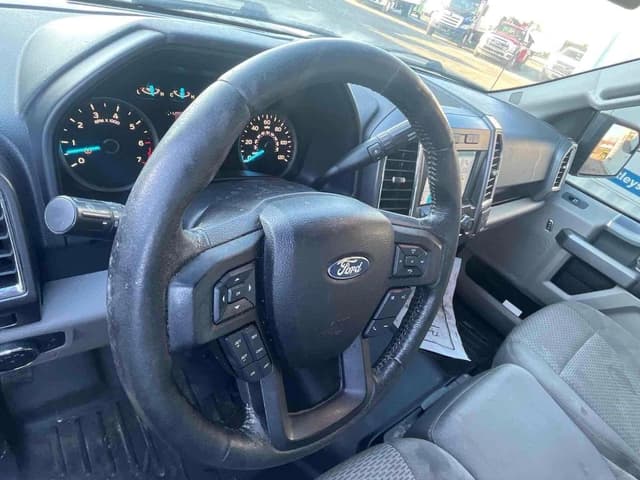 Image of Ford F-150 equipment image 4