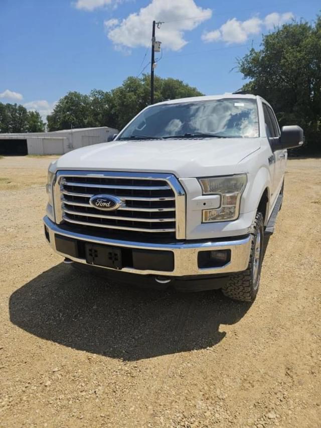 Image of Ford F-150 equipment image 1