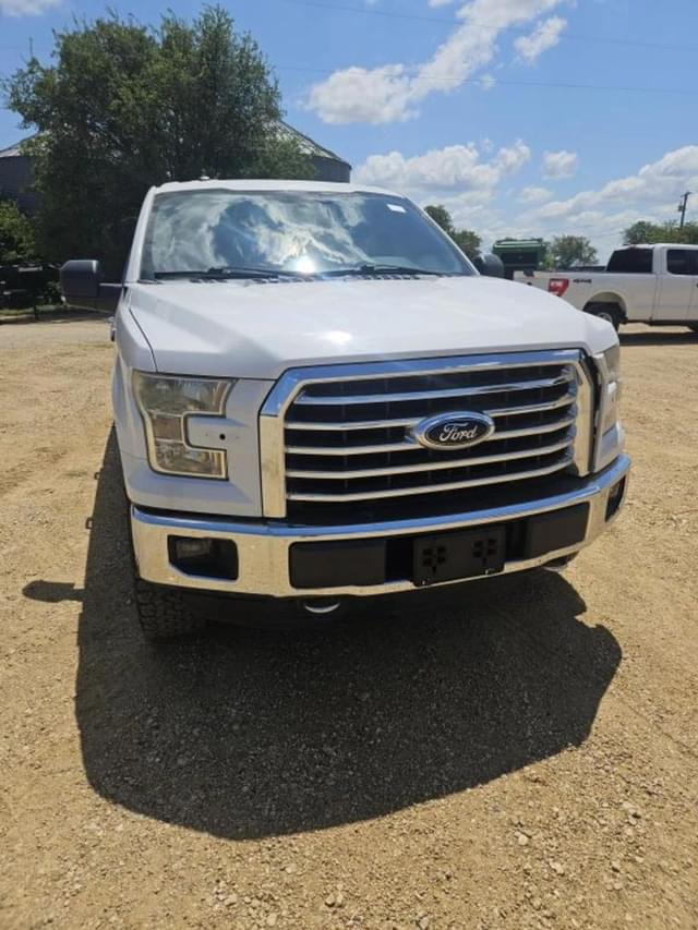 Image of Ford F-150 equipment image 2