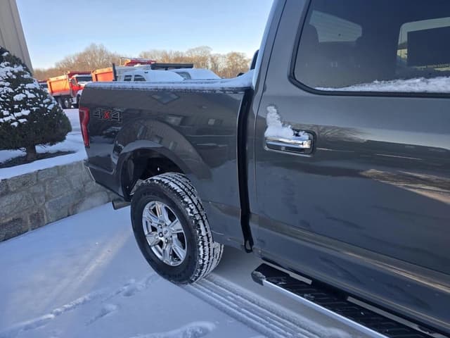 Image of Ford F-150 equipment image 3