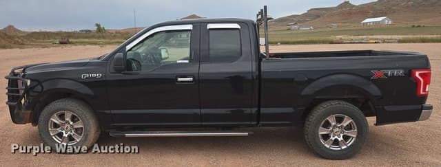 Image of Ford F-150 equipment image 3