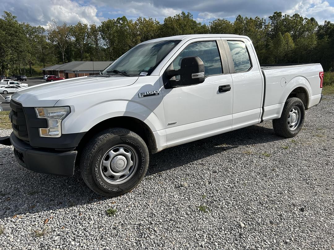 Image of Ford F-150 Primary image