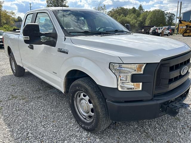 Image of Ford F-150 equipment image 4