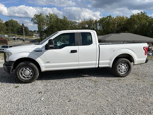 Image of Ford F-150 equipment image 1