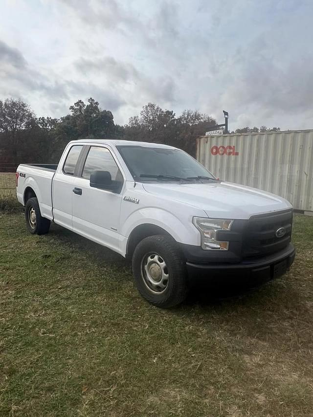 Image of Ford F-150 equipment image 2