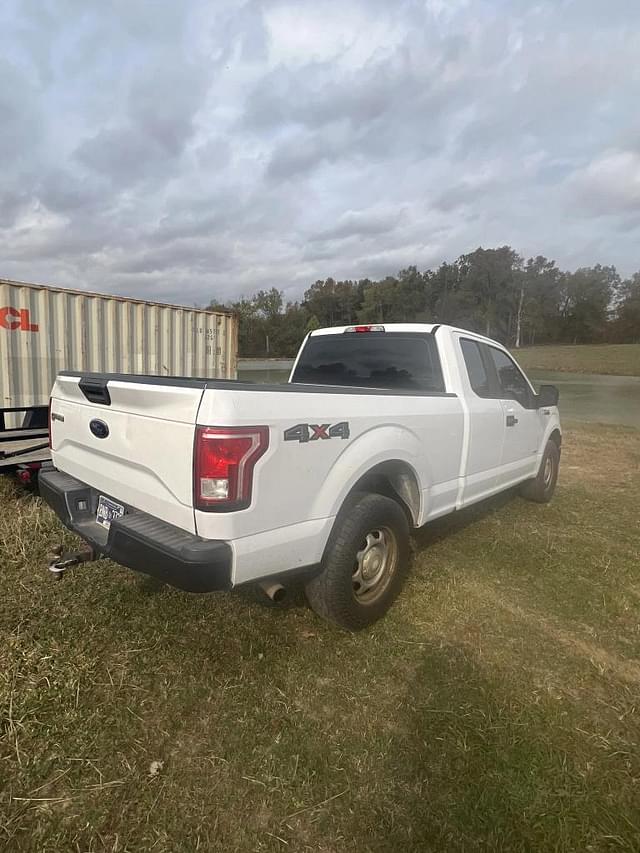 Image of Ford F-150 equipment image 3