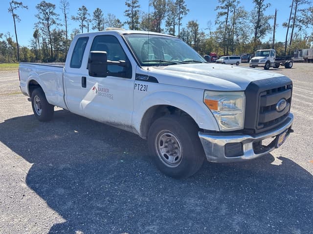 Image of Ford F-250 equipment image 1