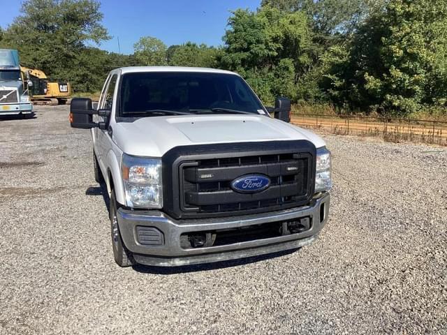 Image of Ford F-250 equipment image 3