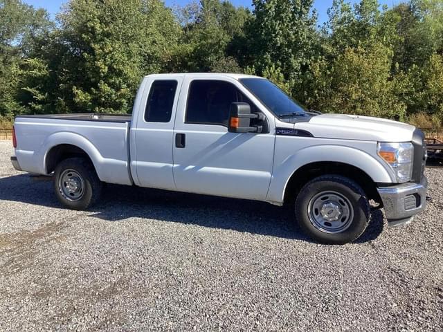 Image of Ford F-250 equipment image 1