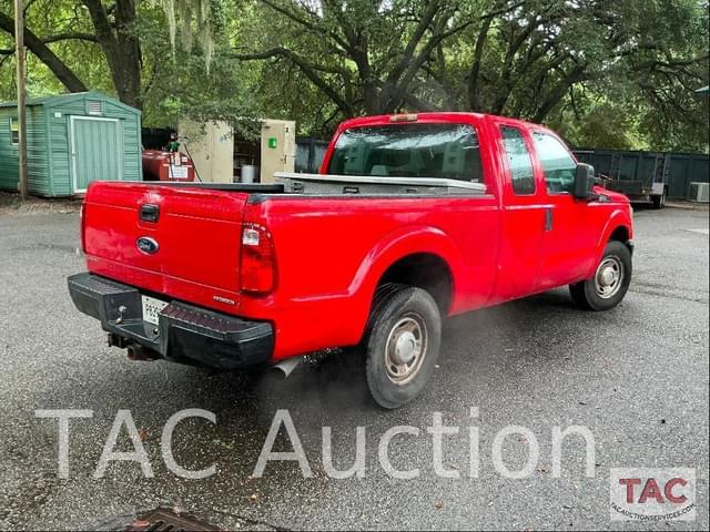 Image of Ford F-250 equipment image 4
