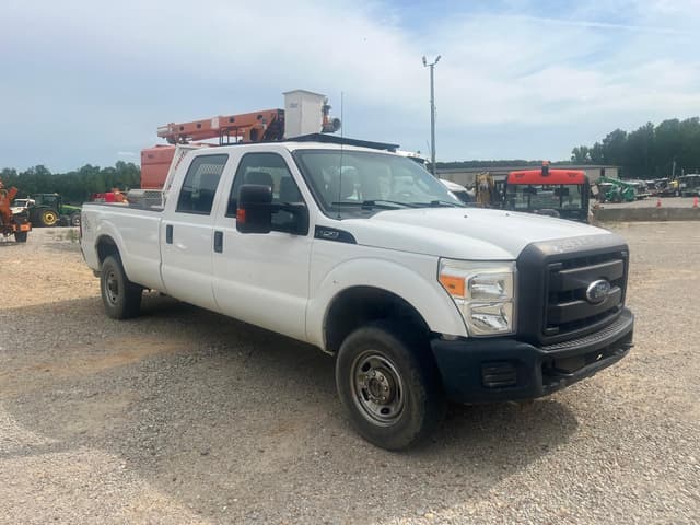 Image of Ford F-250 equipment image 2