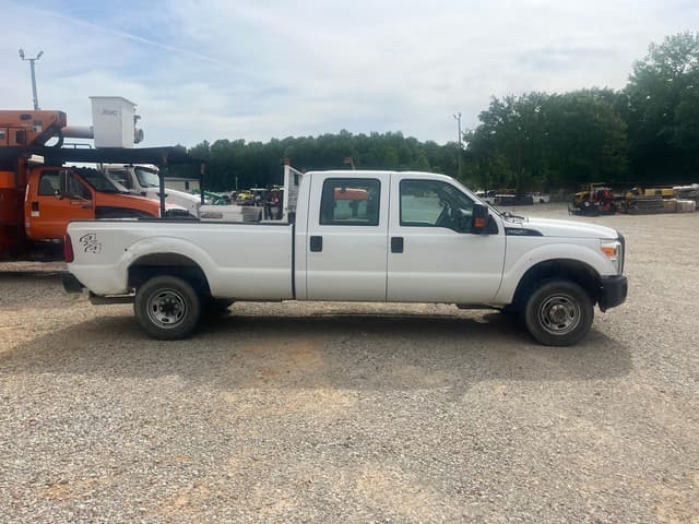 Image of Ford F-250 equipment image 4