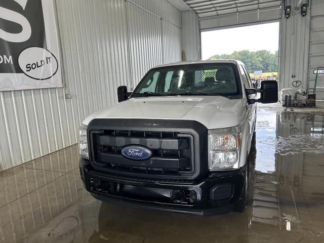 Image of Ford F-250 equipment image 1