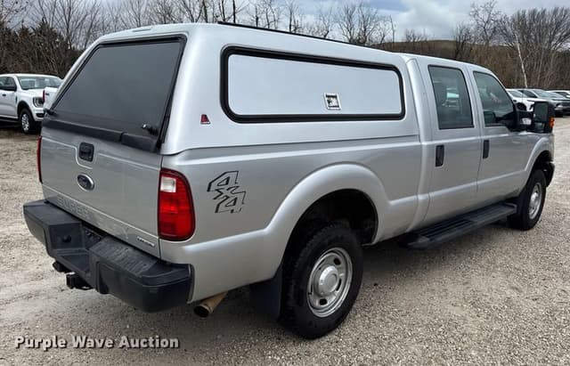 Image of Ford F-250 equipment image 4