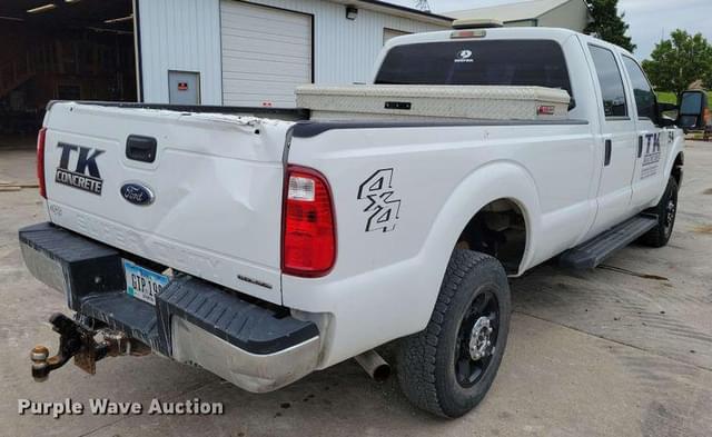Image of Ford F-250 equipment image 4