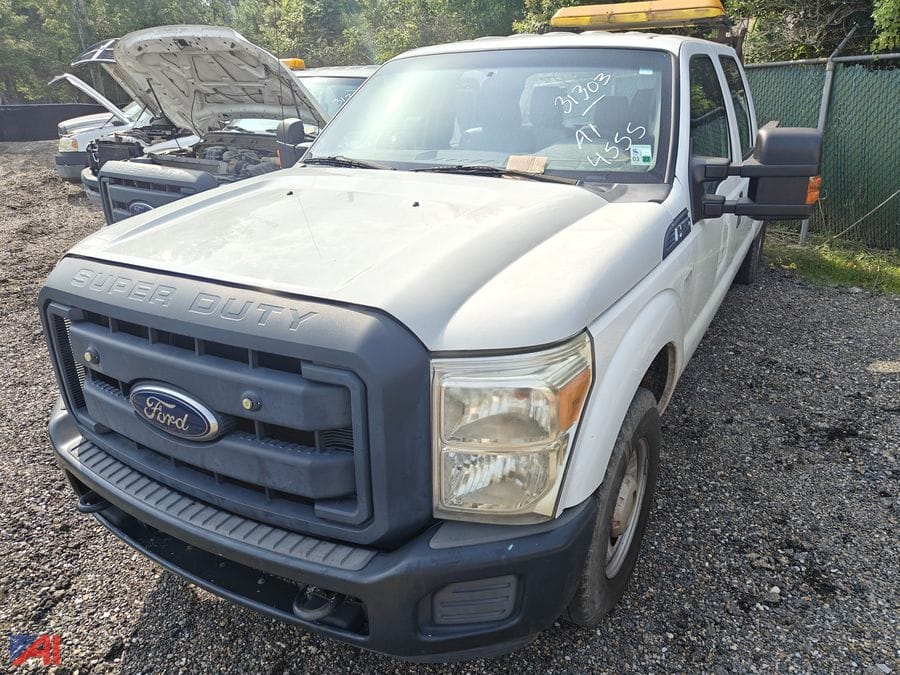 2016 Ford F-250 Equipment Image0