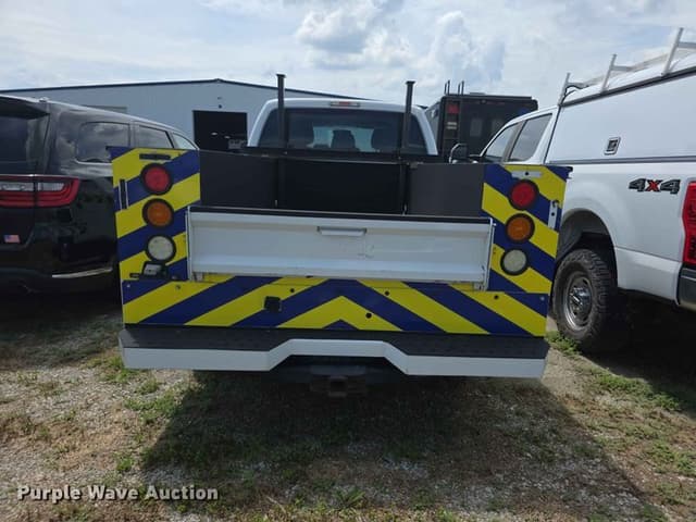 Image of Ford F-250 equipment image 4