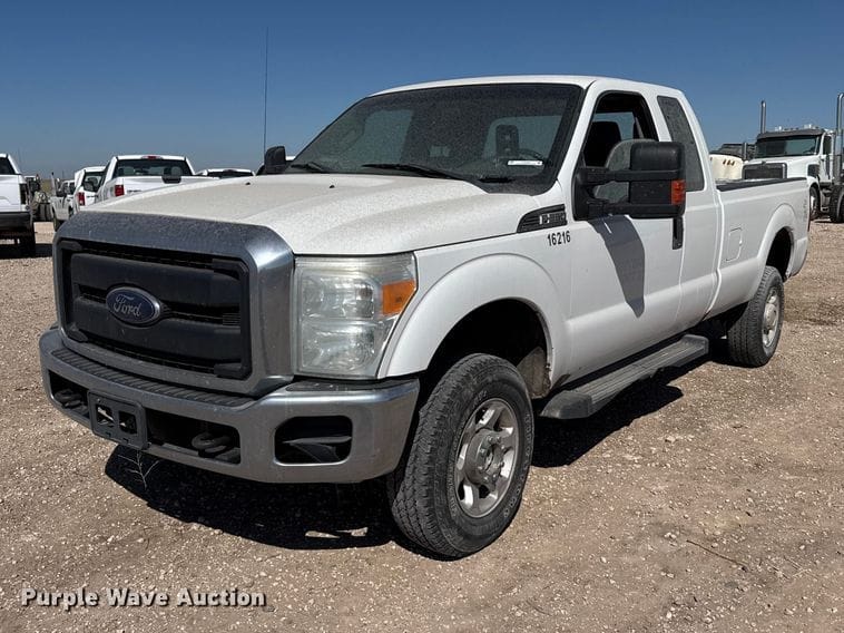 2016 Ford F-250 Equipment Image0