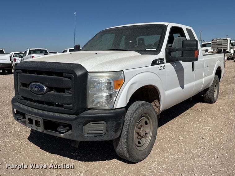 2016 Ford F-250 Equipment Image0
