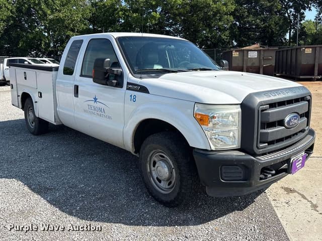 Image of Ford F-250 equipment image 2