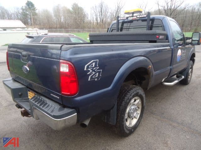 Image of Ford F-250 equipment image 3