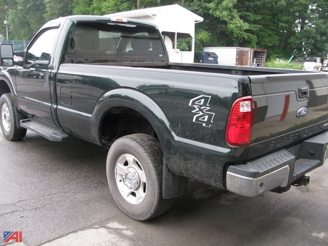 Image of Ford F-250 equipment image 1
