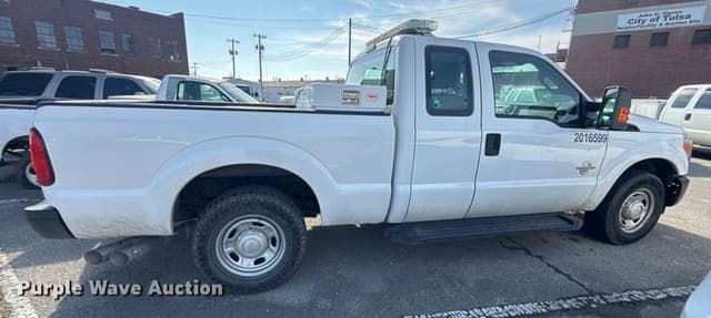 Image of Ford F-250 equipment image 3