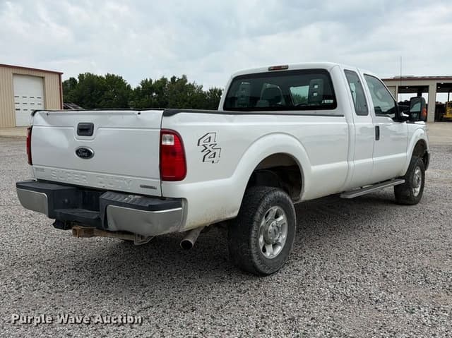 Image of Ford F-250 equipment image 4