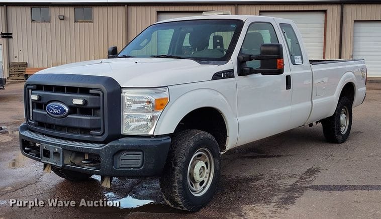 2016 Ford F-250 Equipment Image0