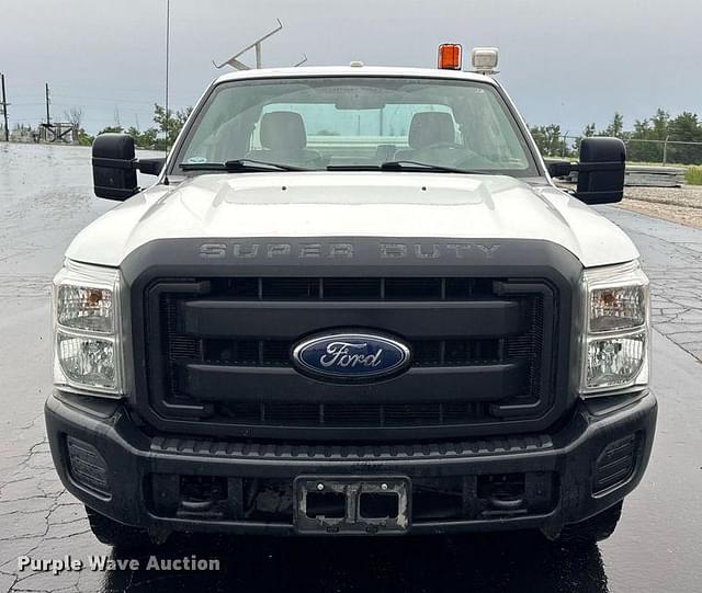 Image of Ford F-250 equipment image 1