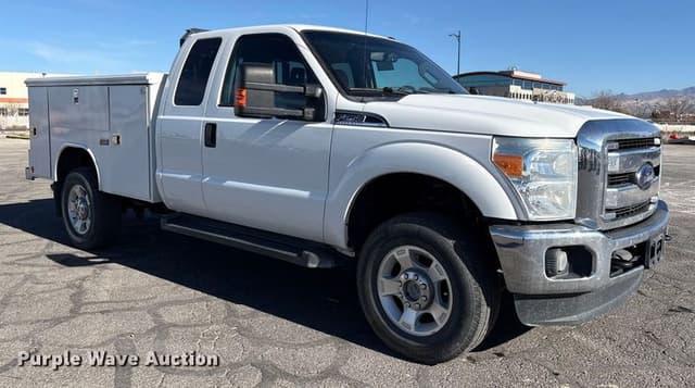 Image of Ford F-250 equipment image 2