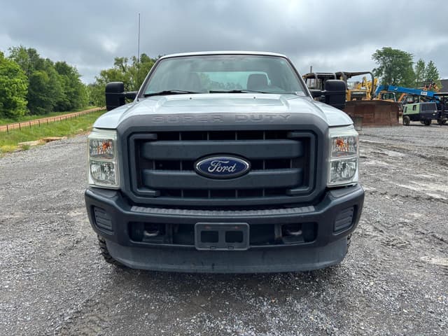 Image of Ford F-250 equipment image 3