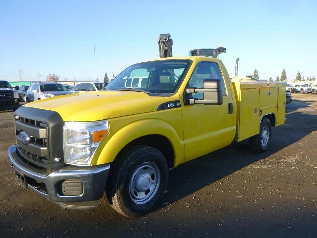 Image of Ford F-250 Primary image