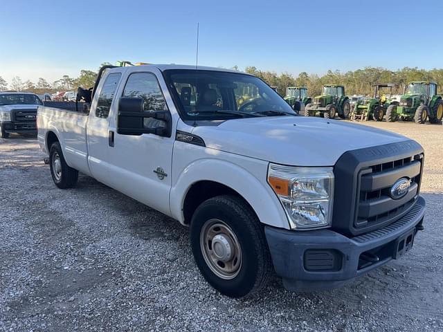 Image of Ford F-250 equipment image 4