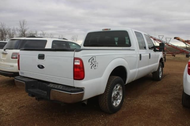 Image of Ford F-250 equipment image 4