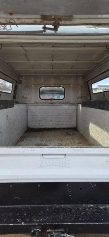 Image of Ford F-350 equipment image 4