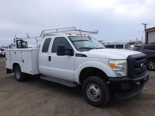 Image of Ford F-350 equipment image 1