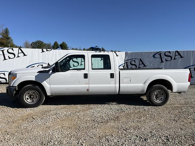 Image of Ford F-350 equipment image 1