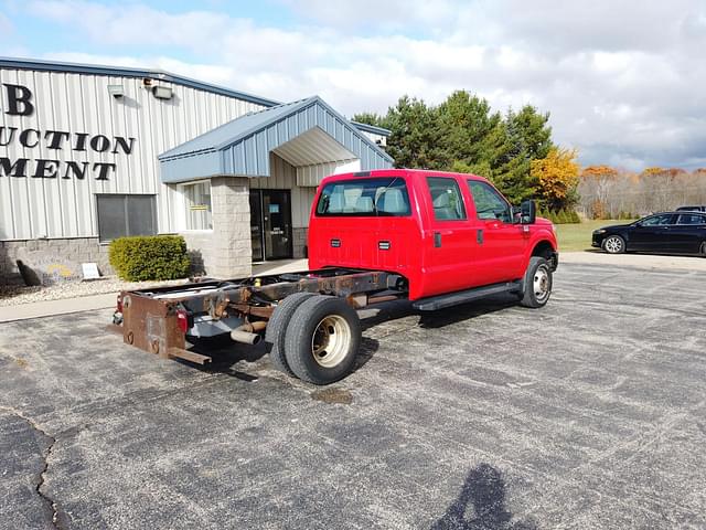 Image of Ford F-250 equipment image 2