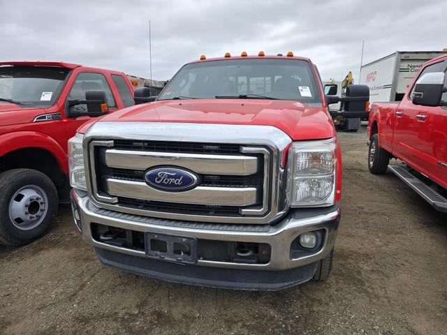 Image of Ford F-350 equipment image 1