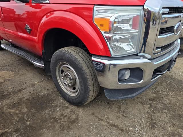 Image of Ford F-350 equipment image 3